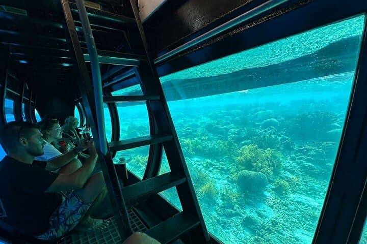 Aquaspace Sunset Sail and Snorkel Tour on Bonaire with Diner