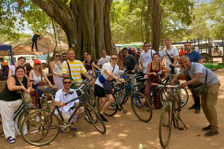 Anuradhapura Heritage Mountain bike / bicycle Tour 