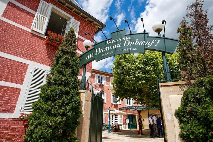 המו דובואף, פארק התיירות הראשון על גפן ויין באירופה