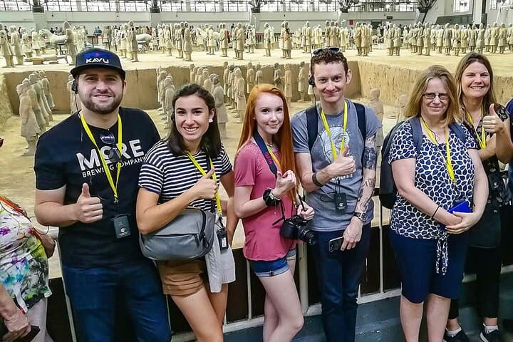 סיור חצי יומי בקבוצה קטנה למוזיאון הלוחמים מהחרס