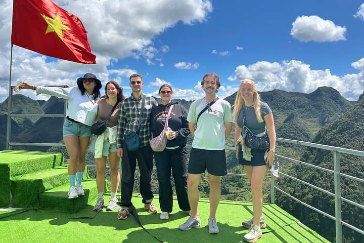 Ha Giang Loop 4D/3N Private Room + Free Dorm Hotel 1N before tour