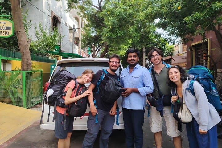 סיור sightseeing באודייפור ברכב עם מדריך