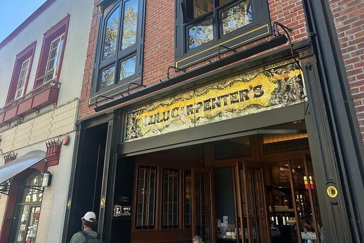 סיור הליכה בסנטה קרוז: גלו את מרכז העיר ואת מיסיונ היל