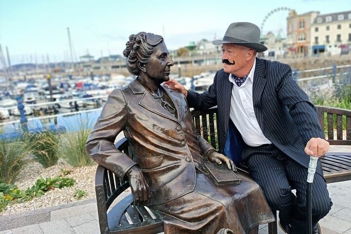 הסיפור של חייה המיוחדים של אגתה כריסטי