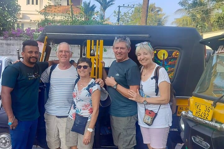 טיולים פרטיים בריקשה בקוצ'י עם Pickup מספינות תיור