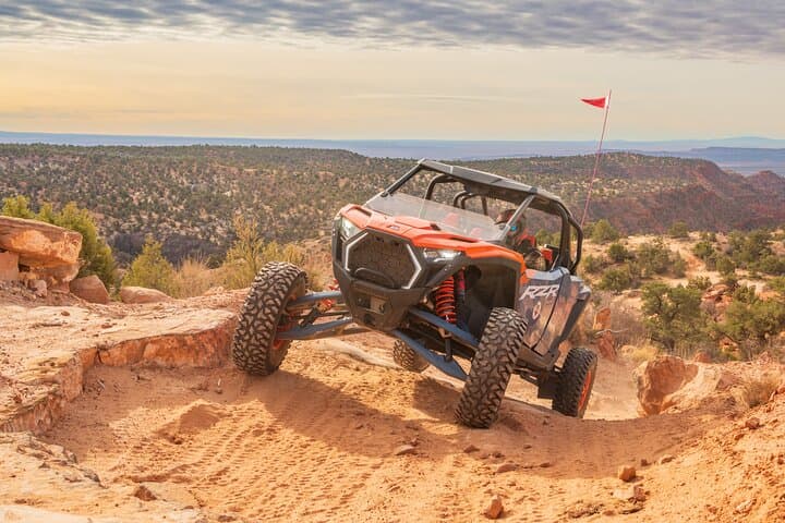 YOU DRIVE!! 4 Hr Peek-a-Boo & Hog Canyon Tour-Starting at $175 pp