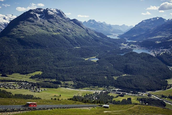 טיול פנורמי מודרך פרטי בסנט מוריץ
