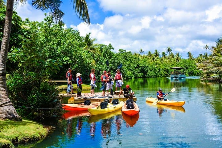 סיור הרפתקת קיאקים בעמק הלטה עם צהריים ללא תחבורה