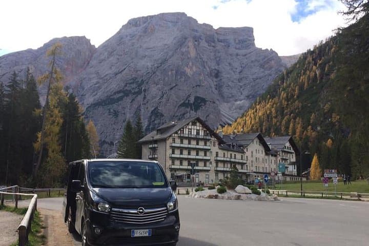 One way Lake Braies shuttle from Cortina d'Ampezzo DA