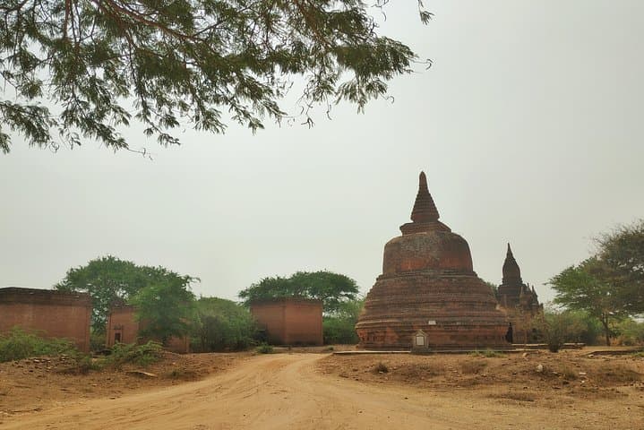 טיול פרטי לברגן ומל®. פופה (2 ימים)