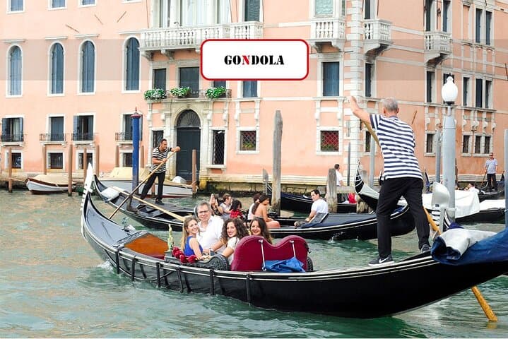 Grand Canal Gondola Experience with Live Commentary™