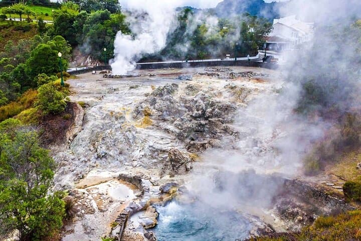 Furnas Volcano & Tea Plantation With Traditional Lunch, East Tour