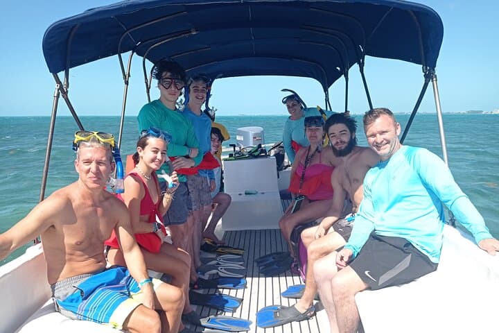 Snorkeling at Hol Chan Marine Reserve and Shark Ray Alley