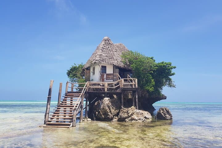 יער גוזאני, מערת קוזה, חוף פאג'ה ומסעדת הרוק.