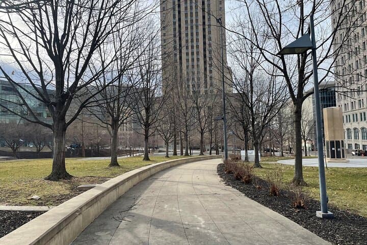 סיור הליכה מודרך עצמי בקנסס סיטי