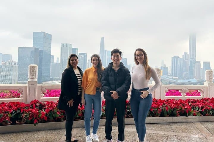 Customizable Private Shenzhen Tour with Local guide and Car