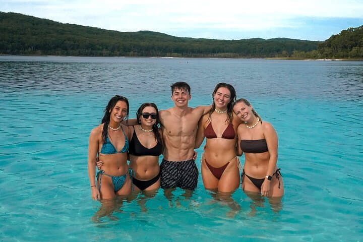 סיור דינגו בן 3 ימים באי ק'gari (אי פרייזר) עם רכב שטח