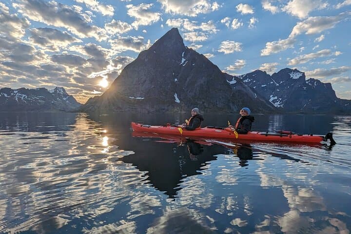 Midnight Sun Kayak in Reinefjord (3 hours)