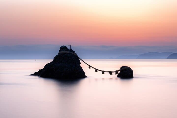 מקדשי היש הקדושים וחופים מרהיבים - מנאגויה