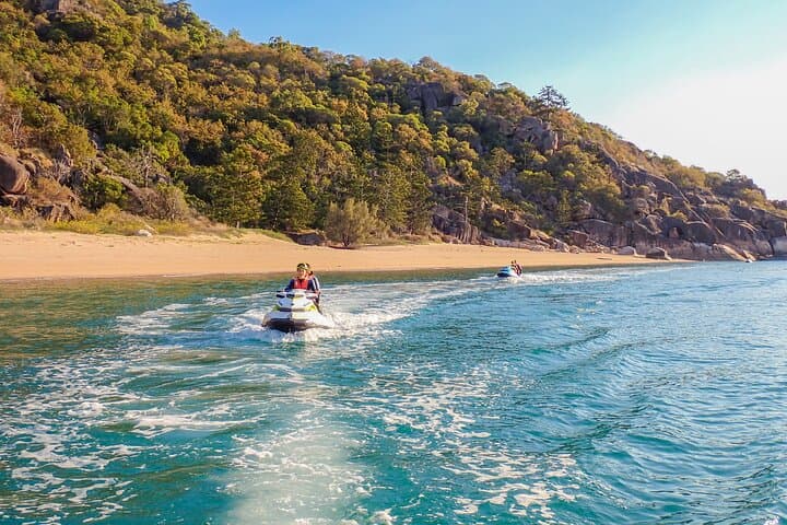Magnetic Island Jet Ski Experience: Five Beach Bay in 90 Minutes
