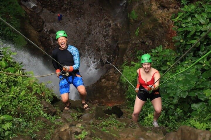 La Fortuna Ultimate Waterfall Canyoning: 4 Rappels & Monkey Drop