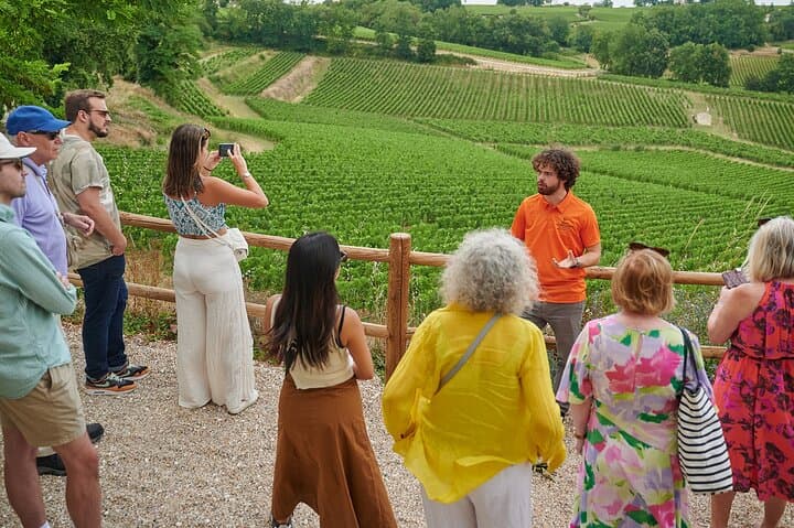 סנט-אמיליון גרנד קרו מסווג: ביקור וטעימה בצרפתית