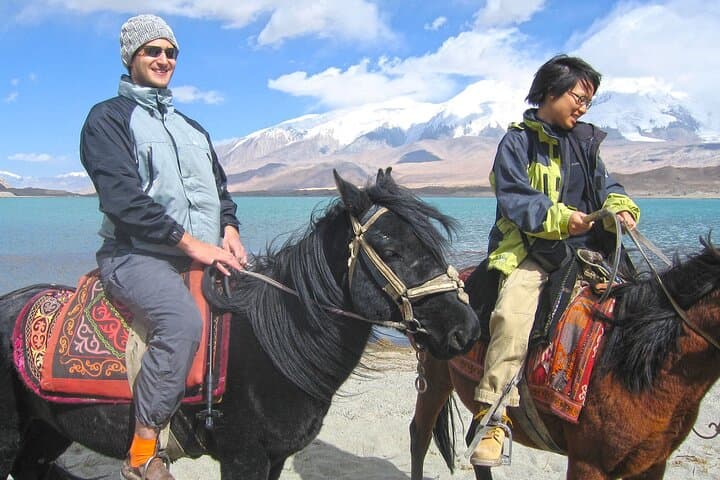 2 Day Tour to Tashkorgan with Baisha Lake and Karakul Lake
