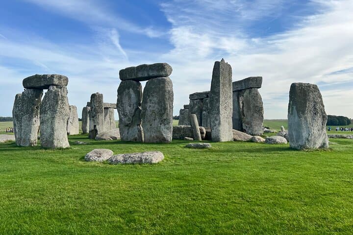 Portland Cruise Special Guided Tour Stonehenge and Salisbury