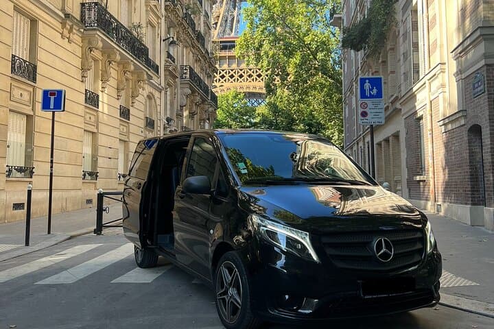 Private Paris to CDG/Orly Airport Transfer , Fixed Price