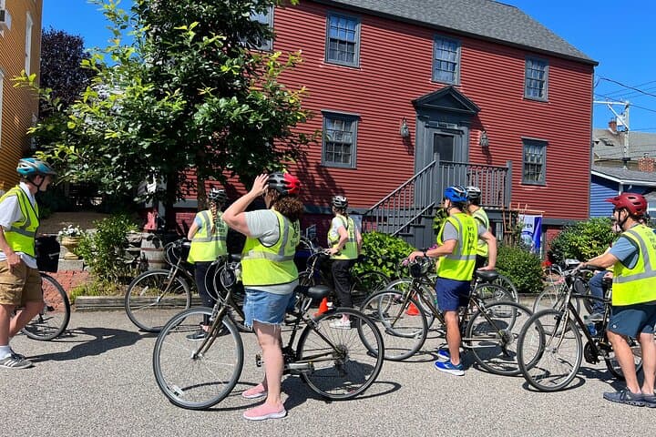 City Of Portsmouth Historic Bike Tour: Historic Sites + Landmarks