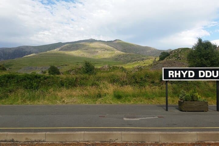 A Guided Hike Up Snowdon via Rhyd Ddu Path
