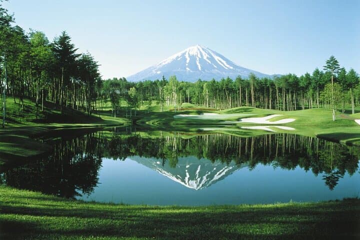 Mt Fuji Private Golf Trip with English guide from Tokyo.