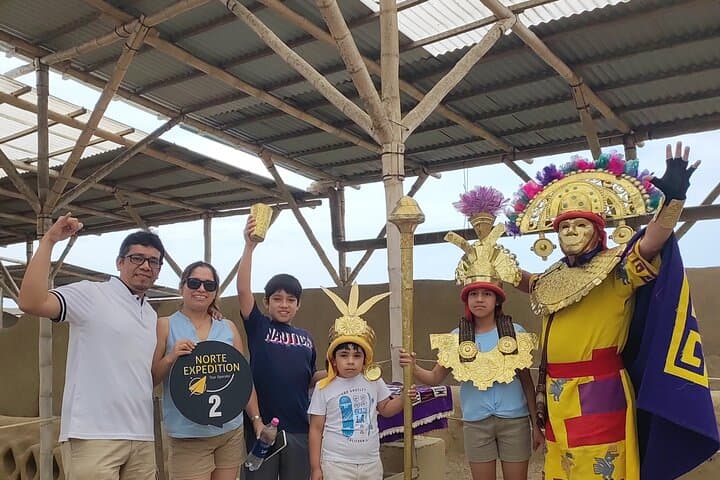 Full Day Trujillo Piramides Sol y Luna , Chan chan y Huanchaco