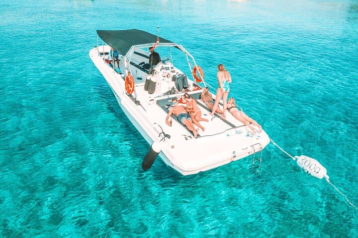 From Trogir & Split: Half Day Speedboat Tour with Blue Lagoon