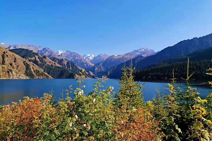 Private Day Tour to Tianchi Heavenly Lake and Red Hill fr Urumqi
