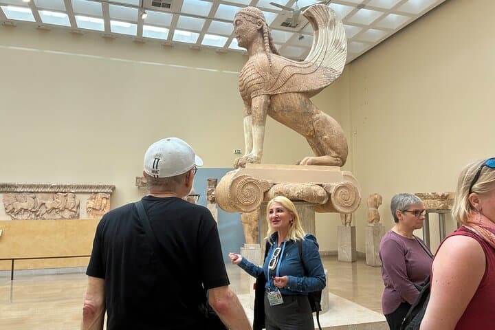 סיור פרטי בדלפי עם מדריך מוסמך וכרטיסי כניסה לדלג על התור