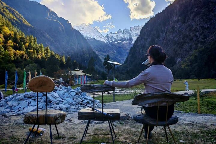 סיור הליכה של 4 ימים בכפר יובנג משאנגרי-לה