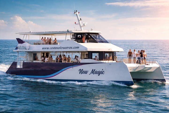 סיור צפייה בדולפינים בסירה מבןalmadena